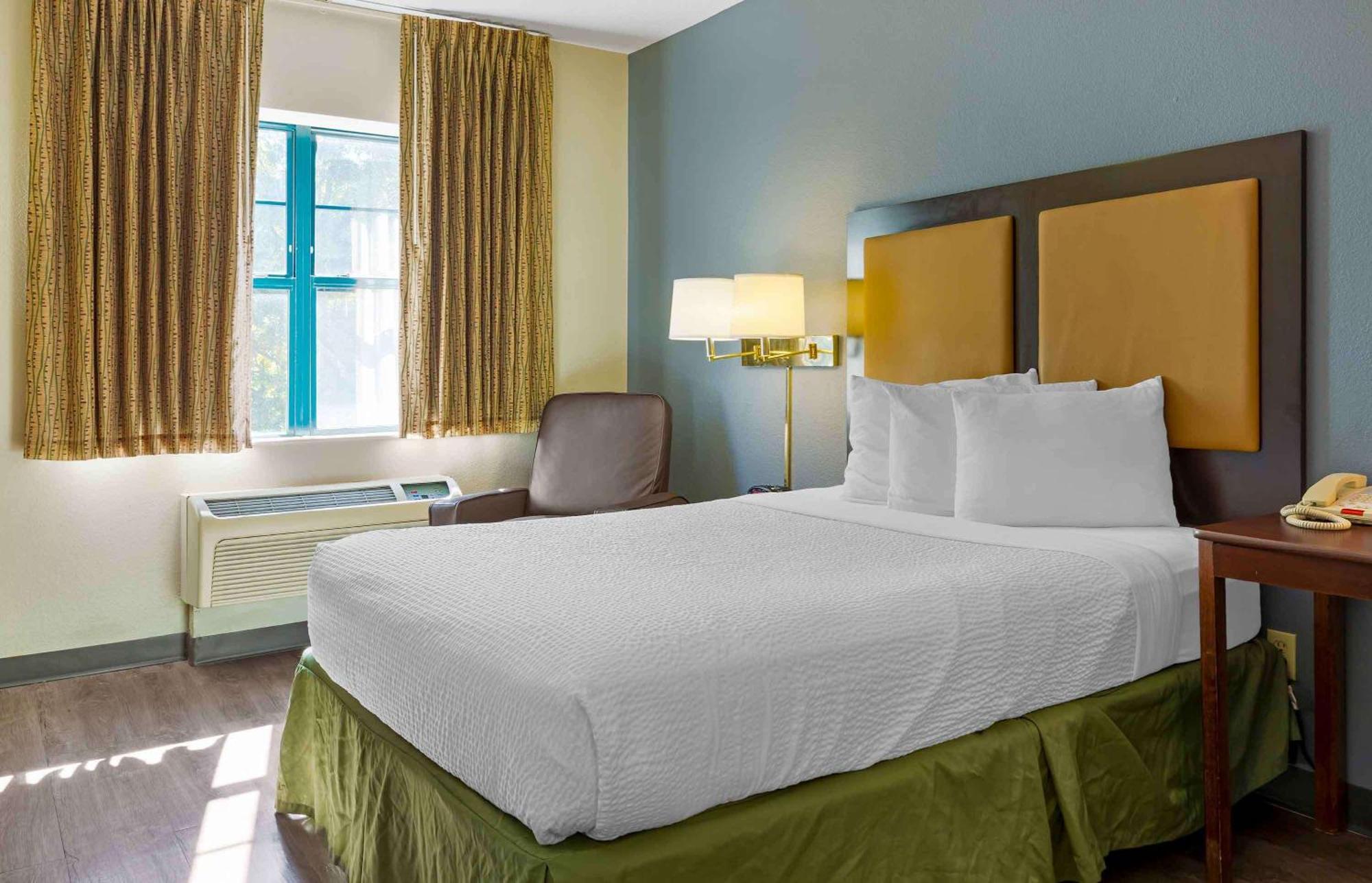 เอ็กซ์เทนด์ สเตย์ อเมริกา ฮาร์ตฟอร์ด แมนเชสเตอร์ Hotel ภายนอก รูปภาพ