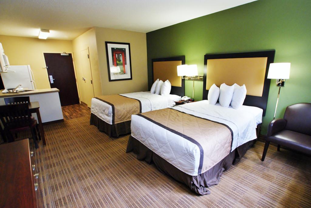 เอ็กซ์เทนด์ สเตย์ อเมริกา ฮาร์ตฟอร์ด แมนเชสเตอร์ Hotel ภายนอก รูปภาพ